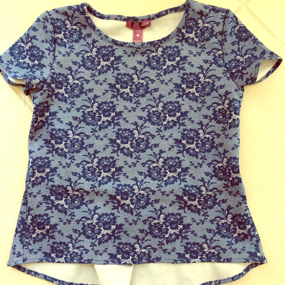 Super cute and stylish Aqua girls shirt
